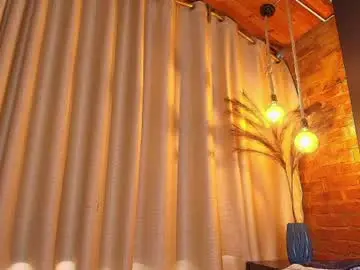 Chaturbate Live Porn of dahyan_