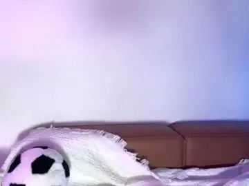 Chaturbate Live Porn of kira_mmr