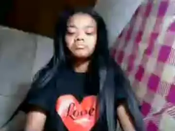 Chaturbate Live Sex Cam of mellinah430167