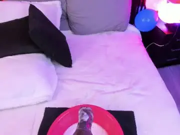 Chaturbate Sex Cam of miiaamonroee