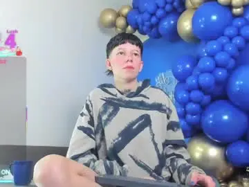 Chaturbate Watch Live Sex Cams of liambrown09