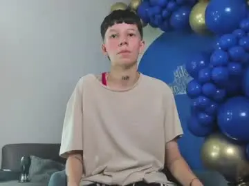 Chaturbate Best live sex cam show of liambrown09