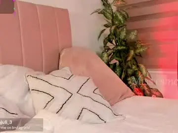 Chaturbate Best live sex cam show of missesmeralda