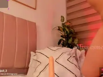 Chaturbate Watch Live Sex Cams of missesmeralda