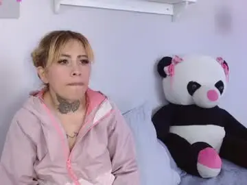 Chaturbate Watch Live Sex Cams of katty_candyy