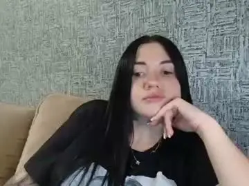 Chaturbate Live Sex Cam of liana_diva