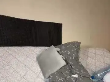 Chaturbate Live Sex Cam of kinky_malina