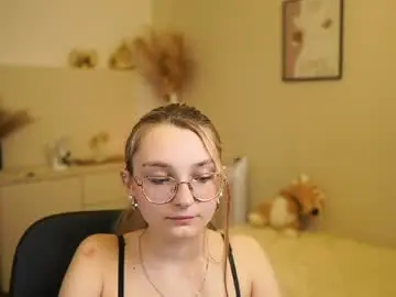 Chaturbate Nude Webcam of sophielux18
