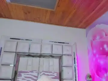 Chaturbate Watch Live Sex Cams of mia_peyton1