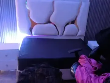 Chaturbate Sex Cam of dahia_tay