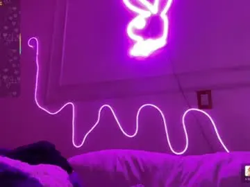 Chaturbate Live Sex Cam of liaforyou