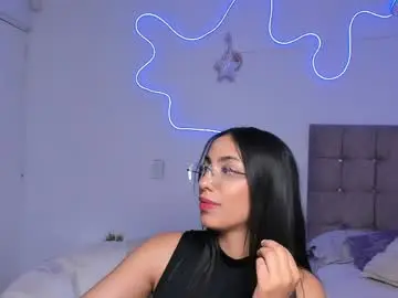 Chaturbate Live Sex of alaia_alegria