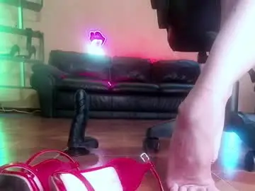 Chaturbate Free Porn Cam of monicamaxwell2