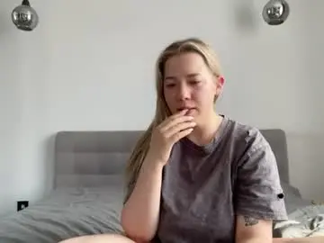 Chaturbate Adult Video Chat of alyrasun