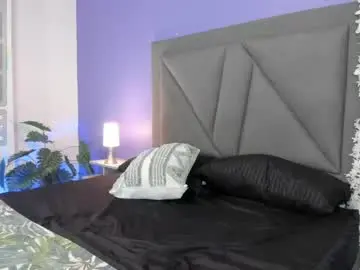 Chaturbate Live Sex Cam of gabyy_cruz_