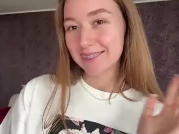 Chaturbate Live Sex Cam of adeliacecil