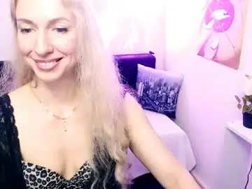 Chaturbate Free Live Porn of cute_smile_shy