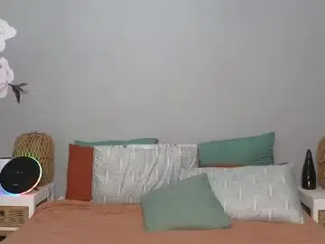 Chaturbate Adult Video Chat of lucy1990xxx