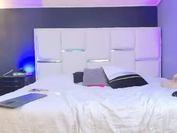 Chaturbate Free Live Porn of samanthamilf__