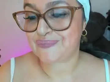 Chaturbate Nude Webcam of gia_nahomi