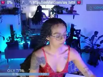 Chaturbate Live Sex Cam of sweet_bluee
