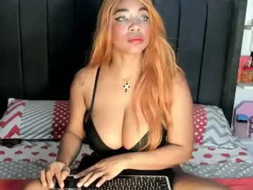 Chaturbate Free Porn Cam of kyliewhiteboobs