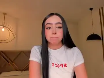 Chaturbate Live Sex Cam of paulinesanz