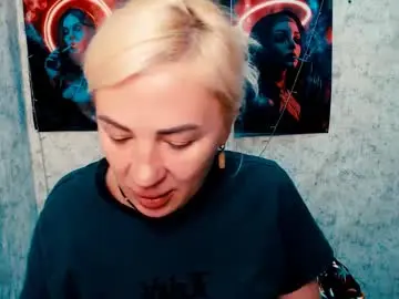 Chaturbate Nude Webcam of alinafrey_