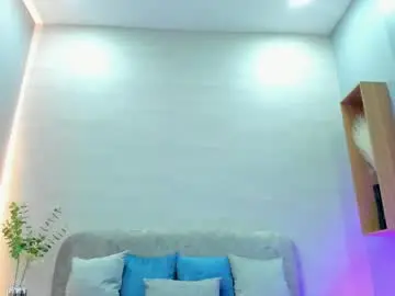 Chaturbate Live Sex Cam of natalie_blaze