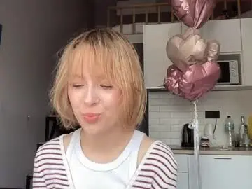 Chaturbate Sex Cam of lynettehargroder