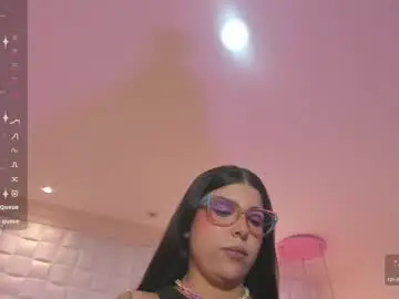 Chaturbate Best live sex cam show of melaniegrayx