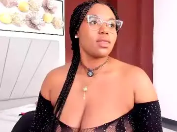 Chaturbate Live Sex Cam of makena_gh