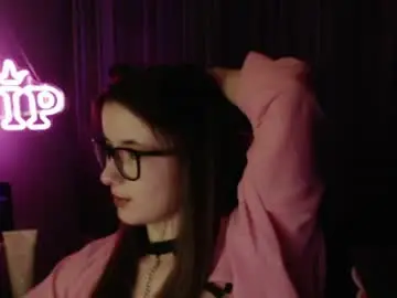 Chaturbate Adult Video Chat of lunaxcherry