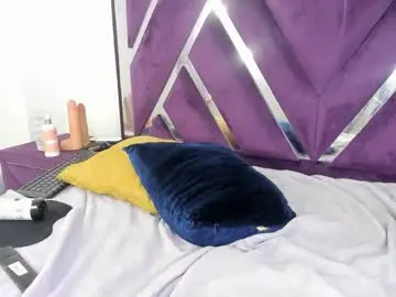 Chaturbate Watch Live Sex Cams of kiaraht