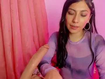 Chaturbate Nude Webcam of alanalois_