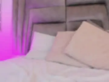 Chaturbate Watch Live Sex Cams of sophiee_smith