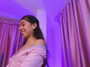 Chaturbate Live Porn of emiiscoot_1
