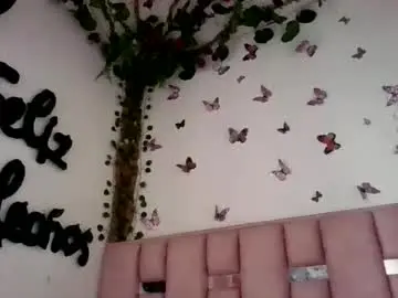 Chaturbate Live Sex Cam of abby_moss_2