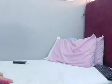 Chaturbate Free Porn Cam of cutepetitee
