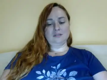 Chaturbate Nude Webcam of zara_red