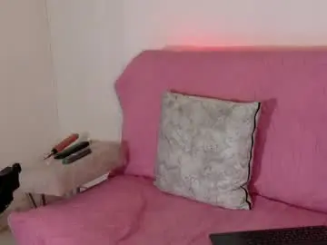 Chaturbate Live Sex Cam of linda_581