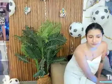 Chaturbate Free Live Porn of zyra_tay