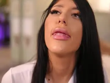 Chaturbate Best live sex cam show of dariaveil