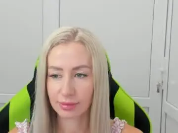 Chaturbate Live Porn of marilyndreamm