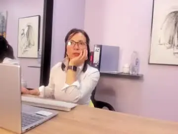 Chaturbate Live Sex Cam of greta_borbon