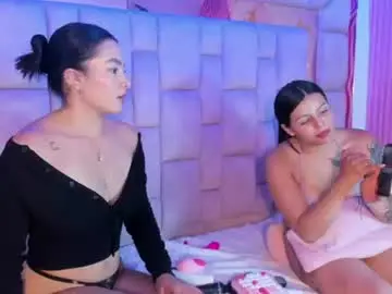 Chaturbate Live Sex Cam of gisell_squirt