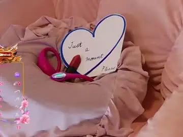 Chaturbate Live Sex of naomihoney77