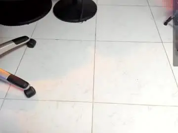 Chaturbate Live Porn of kimmberly_saenz_