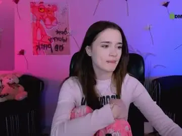Chaturbate Live Sex Cam of liana_kisses