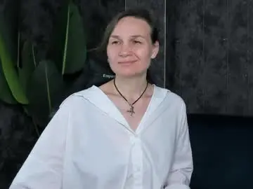 Chaturbate Free Live Porn of lillian_white1